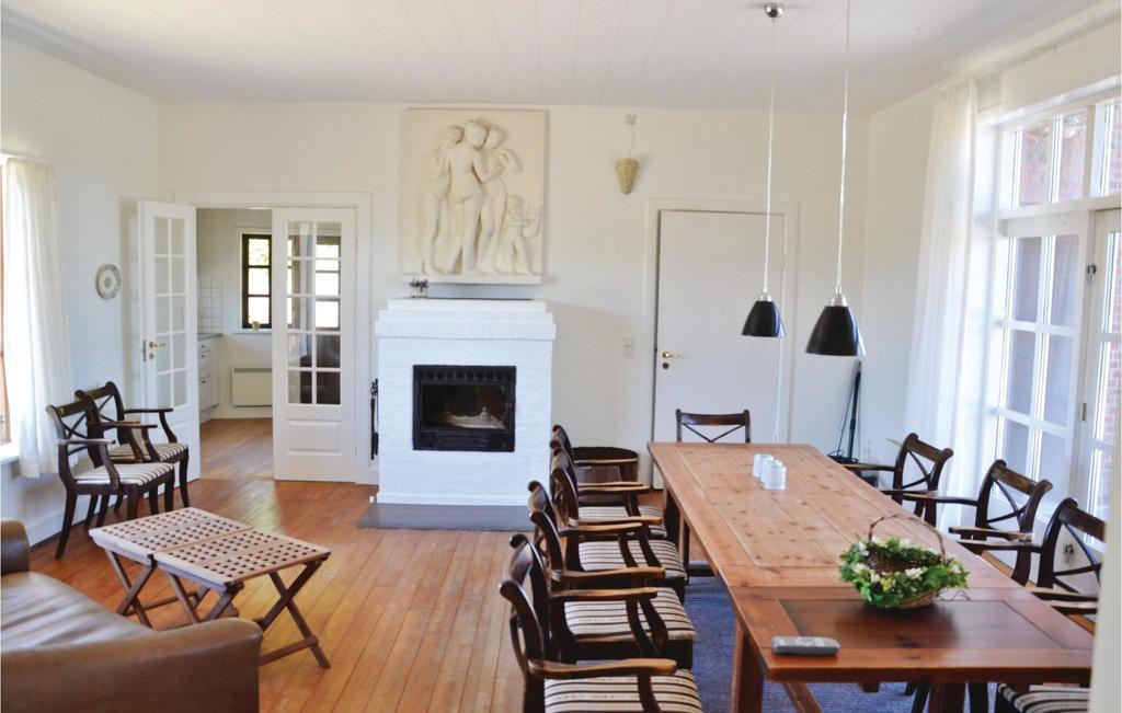 Cozy Home In Saltum With Indoor Swimming Pool מראה חיצוני תמונה