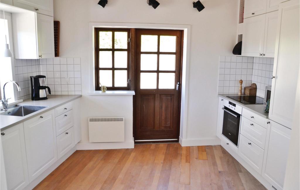 Cozy Home In Saltum With Indoor Swimming Pool מראה חיצוני תמונה